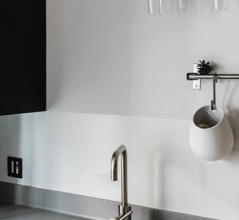 Farrow and Ball Modern Emulsion